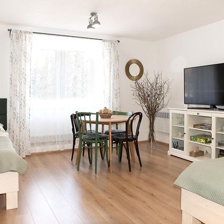 Apartman Mloci Udoli • Podyji 즈노이모 외부 사진
